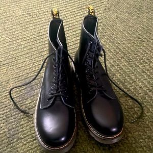Dr. Martens Men’s Size 9